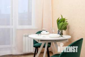 1-к квартира, посуточно, 43м2, 2/19 этаж