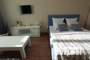 1-к квартира, посуточно, 42м2, 9/16 этаж