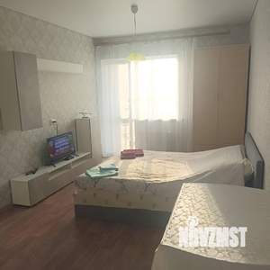 Студия квартира, посуточно, 30м2, 5/17 этаж