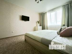 1-к квартира, посуточно, 68м2, 1/1 этаж