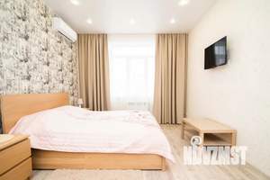 1-к квартира, посуточно, 46м2, 3/18 этаж