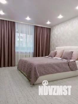 1-к квартира, посуточно, 47м2, 1/1 этаж