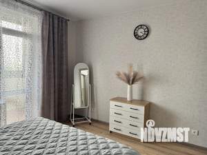 2-к квартира, посуточно, 45м2, 9/25 этаж