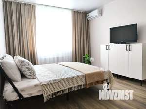 1-к квартира, посуточно, 40м2, 9/17 этаж