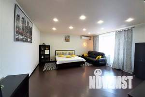 1-к квартира, посуточно, 50м2, 11/16 этаж