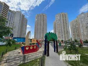 1-к квартира, посуточно, 44м2, 6/25 этаж