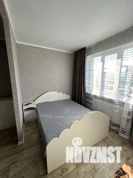 1-к квартира, посуточно, 44м2, 9/25 этаж