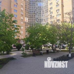 1-к квартира, посуточно, 48м2, 1/1 этаж