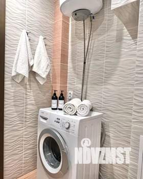 2-к квартира, посуточно, 55м2, 9/25 этаж