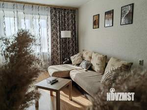 2-к квартира, посуточно, 50м2, 1/1 этаж