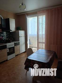 1-к квартира, посуточно, 38м2, 5/17 этаж