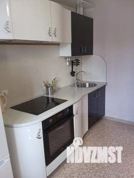 1-к квартира, посуточно, 40м2, 2/17 этаж