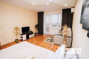 1-к квартира, посуточно, 43м2, 5/18 этаж