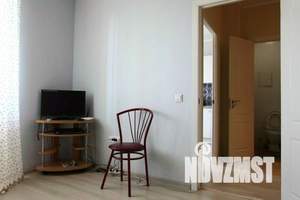 1-к квартира, посуточно, 43м2, 9/16 этаж