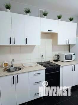 1-к квартира, посуточно, 30м2, 1/9 этаж