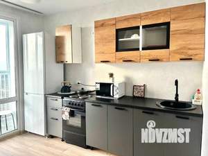 1-к квартира, посуточно, 37м2, 1/1 этаж