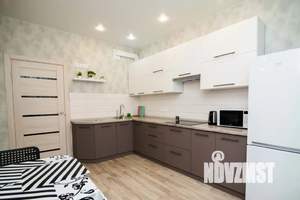 1-к квартира, посуточно, 46м2, 3/18 этаж
