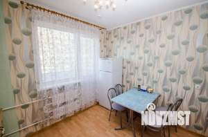 1-к квартира, посуточно, 43м2, 8/15 этаж