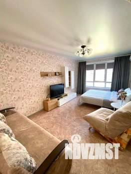 1-к квартира, посуточно, 38м2, 1/1 этаж