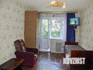 1-к квартира, посуточно, 32м2, 3/5 этаж