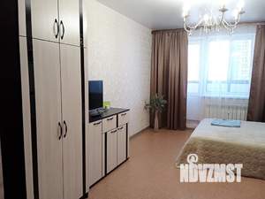 2-к квартира, посуточно, 80м2, 8/17 этаж