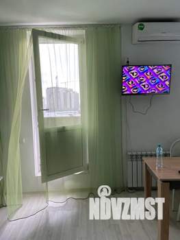 Студия квартира, посуточно, 55м2, 10/11 этаж