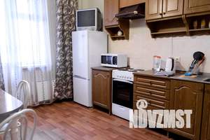 1-к квартира, посуточно, 46м2, 6/16 этаж