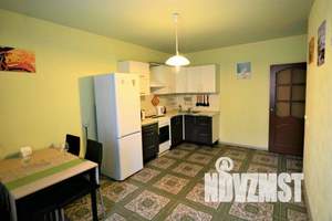 2-к квартира, посуточно, 96м2, 2/112 этаж