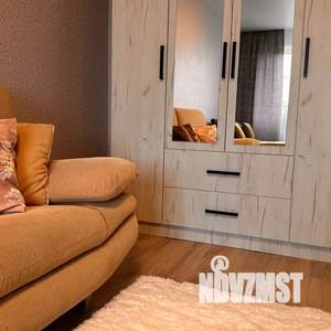 1-к квартира, посуточно, 42м2, 7/16 этаж