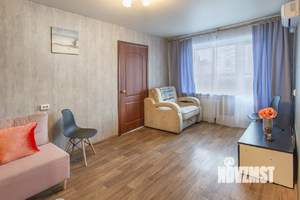 2-к квартира, посуточно, 44м2, 2/5 этаж