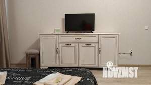 1-к квартира, посуточно, 37м2, 13/17 этаж