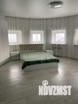 Студия квартира, посуточно, 55м2, 10/11 этаж