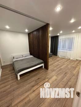 Студия квартира, посуточно, 33м2, 2/5 этаж