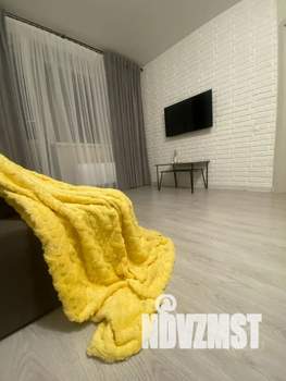 Студия квартира, посуточно, 41м2, 13/17 этаж