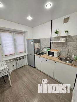 1-к квартира, посуточно, 30м2, 3/5 этаж