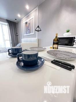 Студия квартира, посуточно, 40м2, 5/13 этаж