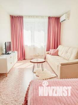 1-к квартира, посуточно, 38м2, 5/15 этаж