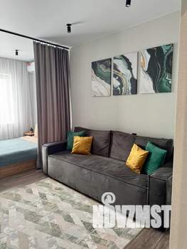 1-к квартира, посуточно, 38м2, 13/25 этаж