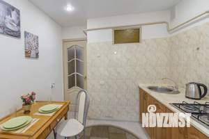 1-к квартира, посуточно, 34м2, 2/5 этаж