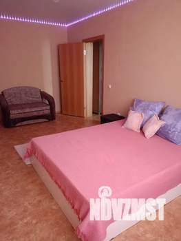 1-к квартира, посуточно, 38м2, 5/17 этаж