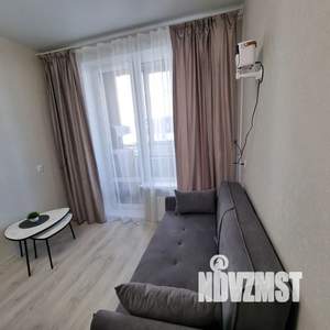 1-к квартира, посуточно, 40м2, 18/21 этаж