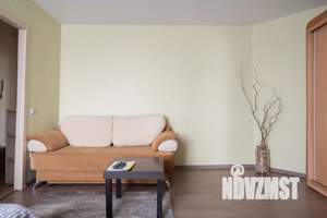 1-к квартира, посуточно, 40м2, 11/17 этаж