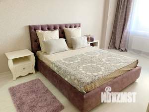 1-к квартира, посуточно, 42м2, 9/25 этаж