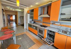 1-к квартира, на длительный срок, 55м2, 5/5 этаж