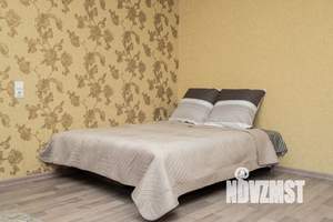 Студия квартира, посуточно, 45м2, 13/17 этаж