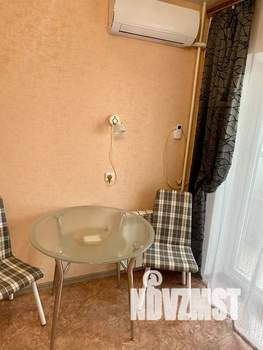 1-к квартира, посуточно, 35м2, 22/25 этаж