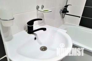 1-к квартира, посуточно, 47м2, 6/10 этаж