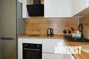 1-к квартира, посуточно, 35м2, 13/16 этаж