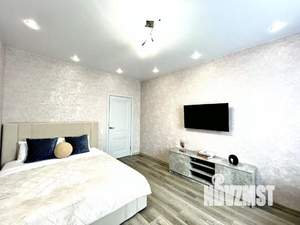 1-к квартира, посуточно, 42м2, 1/1 этаж