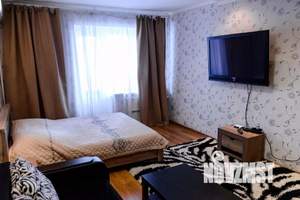 1-к квартира, посуточно, 42м2, 1/1 этаж